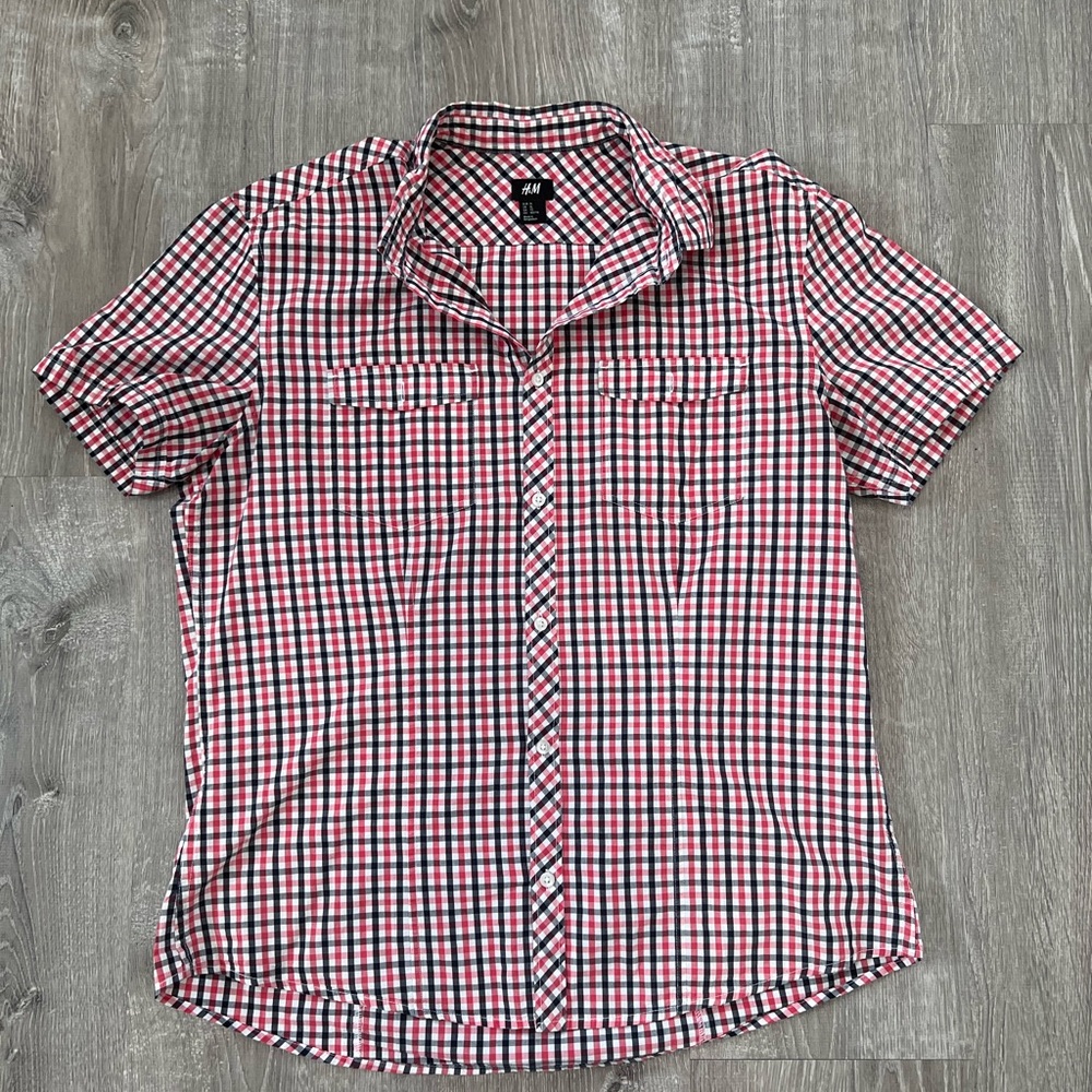 H & M Men’s Casual Short Sleeve Button Down